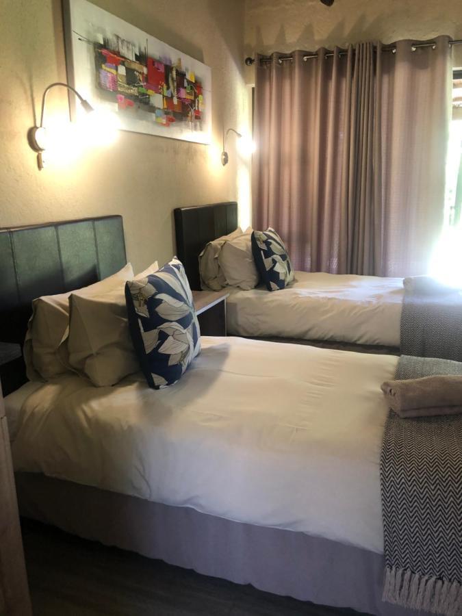 Jock Of The Bushveld Hotel Barberton Buitenkant foto